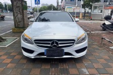 奔驰C级
