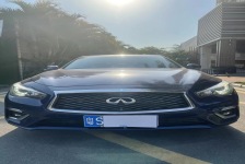 英菲尼迪Q50