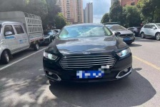 福特 金牛座