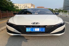 现代 伊兰特