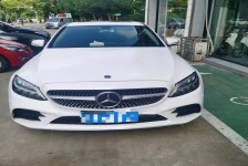 奔驰C级