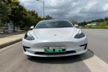特斯拉 Model 3