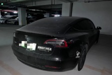 特斯拉 Model 3