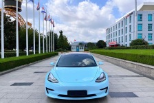 特斯拉 Model 3