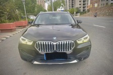 宝马X1