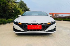 现代 伊兰特
