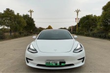 特斯拉 Model 3
