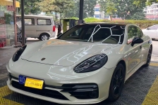 保时捷Panamera