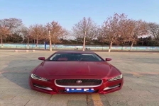 捷豹 XE