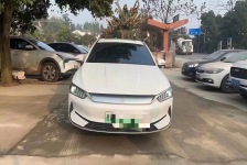 比亚迪 秦