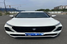 宝骏 RS3