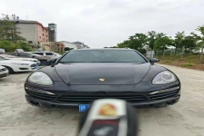 保时捷 卡宴