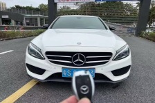 奔驰C级