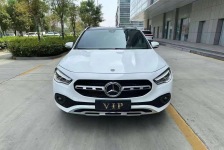 奔驰GLA级