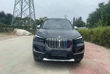 宝马X1
