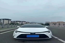 丰田 雷凌