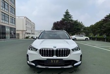 宝马X1
