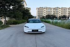 特斯拉 Model 3